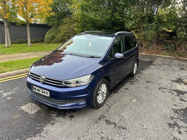 Volkswagen Touran MPV, Diesel, 2018, Blue