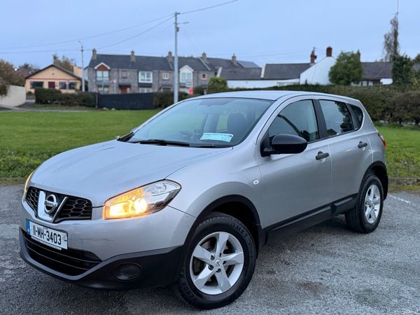 Nissan Qashqai Hatchback, Diesel, 2011, Silver