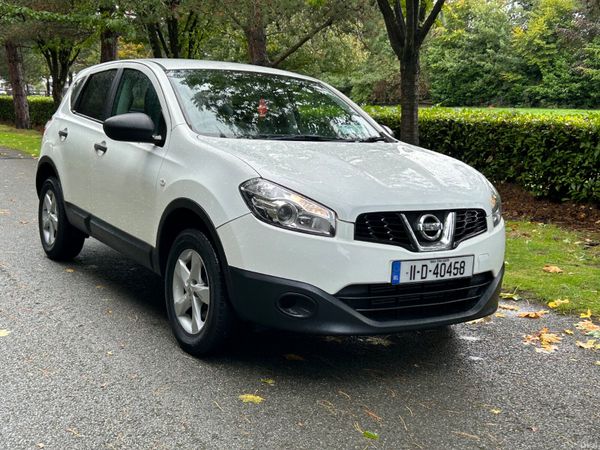 Nissan Qashqai Hatchback, Diesel, 2011, White