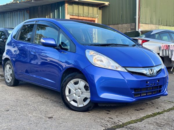 Honda Fit Hatchback, Petrol Hybrid, 2012, Blue