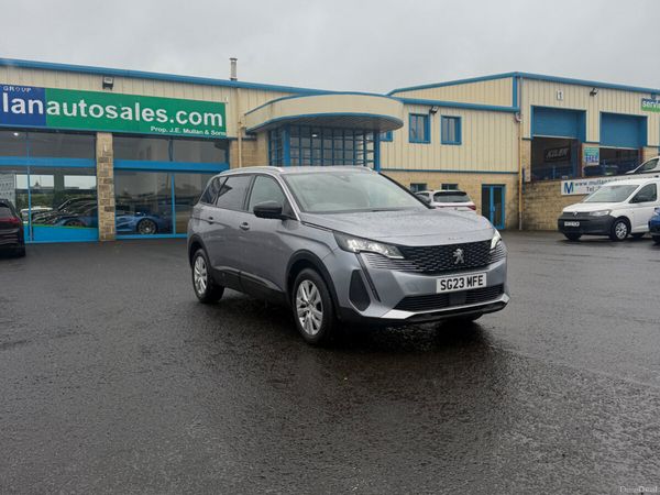 Peugeot 5008 SUV, Diesel, 2023, Grey
