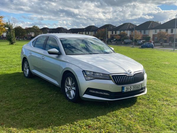 Skoda Superb Saloon, Diesel, 2021, Grey