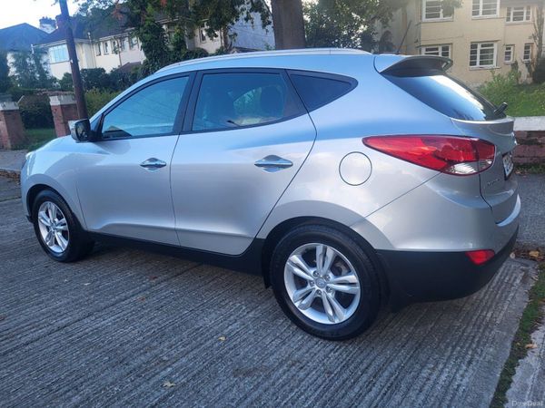 Hyundai ix35 SUV, Diesel, 2012, Silver