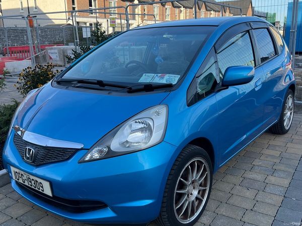 Honda Fit Hatchback, Petrol, 2010, Blue