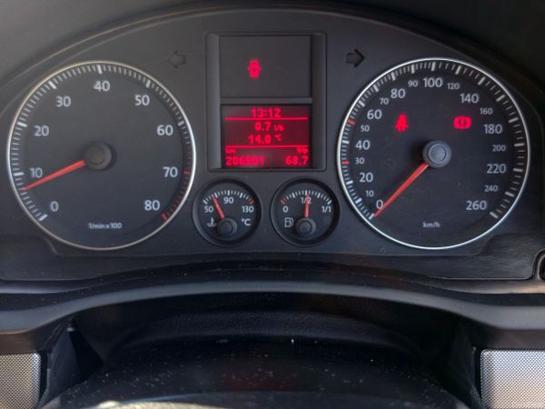 Volkswagen Jetta Saloon, Petrol, 2007, Blue