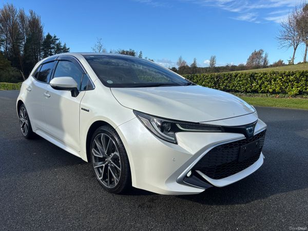 Toyota Corolla Hatchback, Petrol Hybrid, 2019, White
