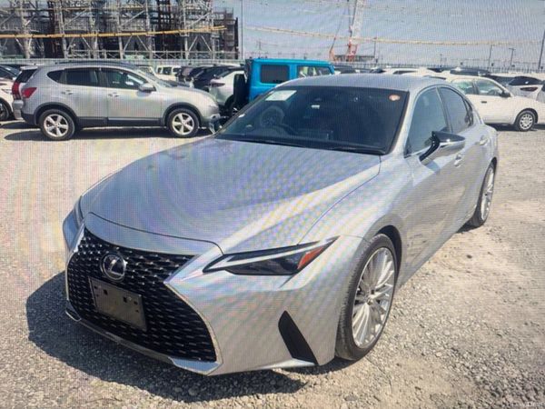 Lexus IS Saloon, Petrol Hybrid, 2022, Silver
