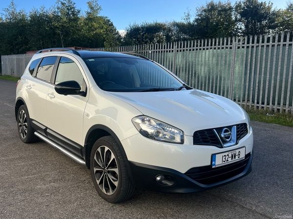 Nissan Qashqai Hatchback, Diesel, 2013, White