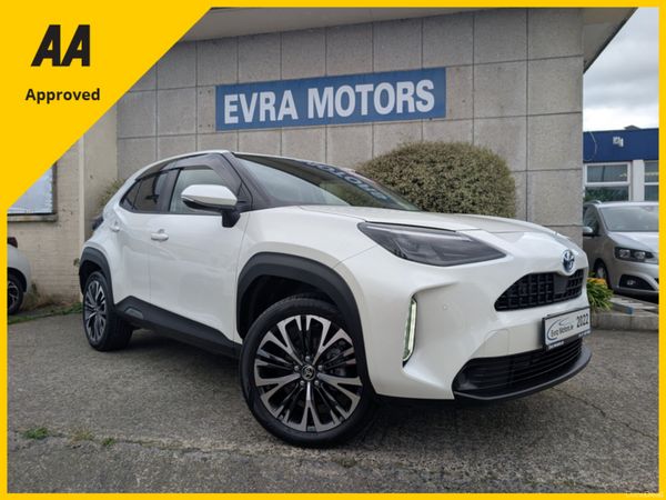 Toyota Yaris Cross Hatchback, Petrol Hybrid, 2022, White