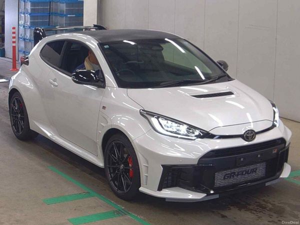 Toyota Yaris Hatchback, Petrol, 2026, White