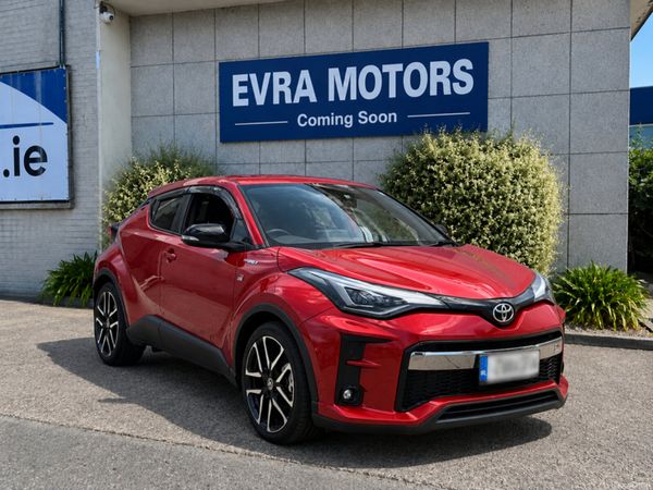 Toyota C-HR SUV, Petrol Hybrid, 2020, Red