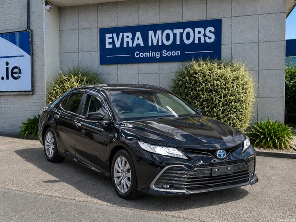Toyota Camry Saloon, Petrol Hybrid, 2023, Black