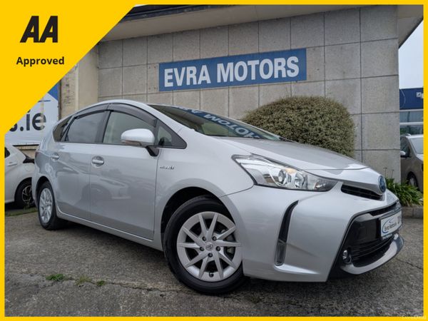 Toyota Prius MPV, Petrol Hybrid, 2019, Silver