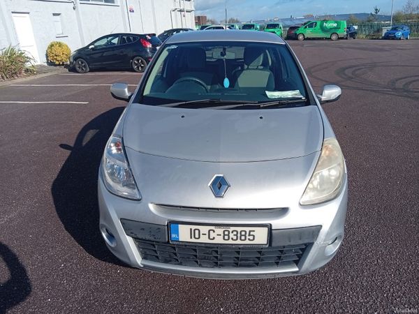 Renault Clio Hatchback, Ethanol Petrol, 2010, Silver