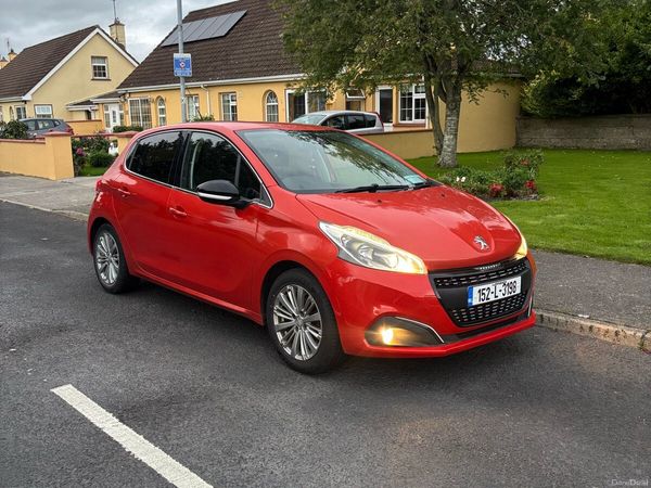 Peugeot 208 Hatchback, Petrol, 2015, Orange