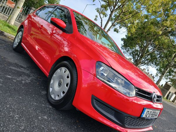 Volkswagen Polo Hatchback, Petrol, 2012, Red