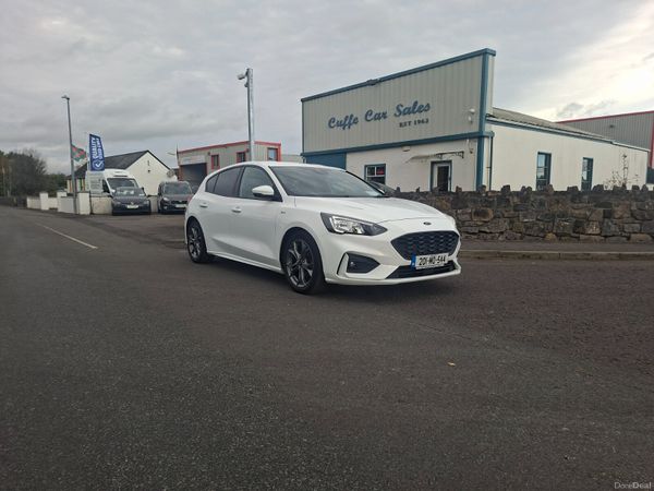 Ford Focus Hatchback, Diesel, 2020, White