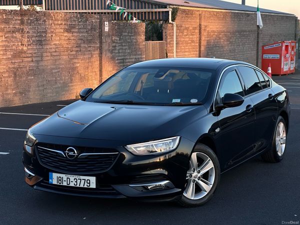 Opel Insignia Hatchback, Diesel, 2018, Black