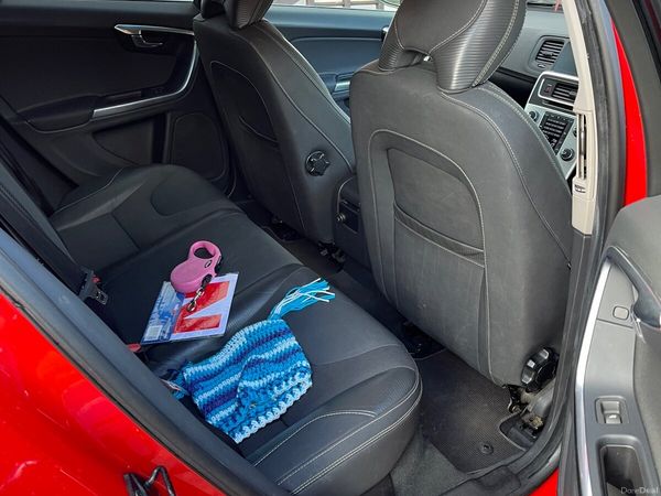 Volvo V60 Estate, Diesel, 2012, Red