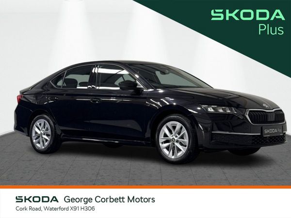 Skoda Octavia Saloon, Petrol, 2026, Black