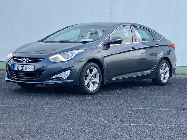 Hyundai i40 Hatchback, Diesel, 2012, Grey