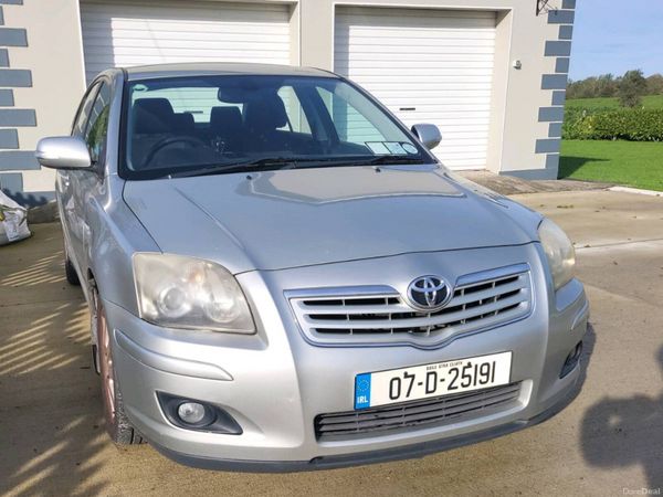 Toyota Avensis Saloon, Petrol, 2007, Silver