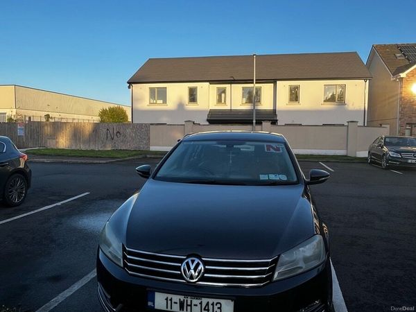 Volkswagen Passat Saloon, Diesel, 2011, Brown