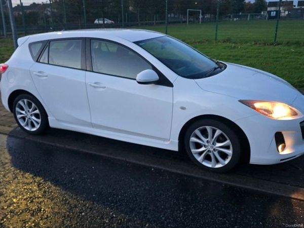 Mazda Mazda3 Hatchback, Petrol, 2013, White