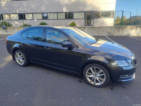 Skoda Octavia Hatchback, Diesel, 2017, Black