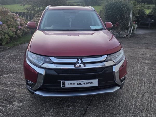 Mitsubishi Outlander SUV, Diesel, 2018, Red