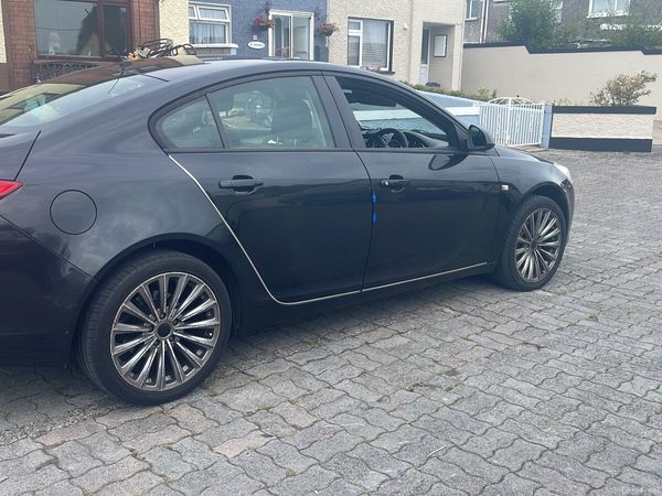 Opel Insignia Saloon, Diesel, 2011, Black