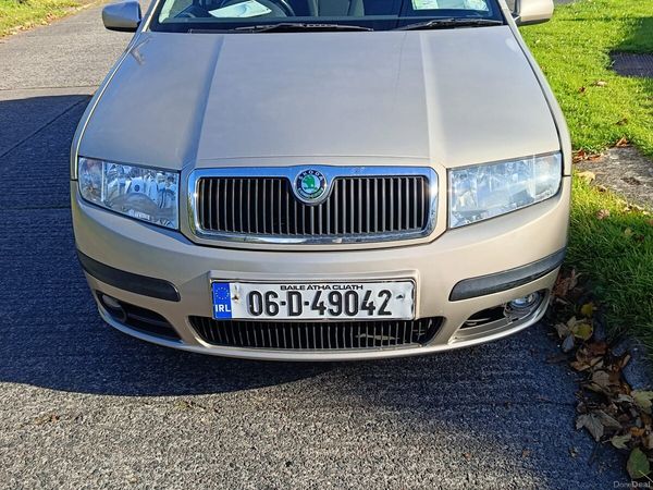 Skoda Fabia Hatchback, Petrol, 2006, Beige