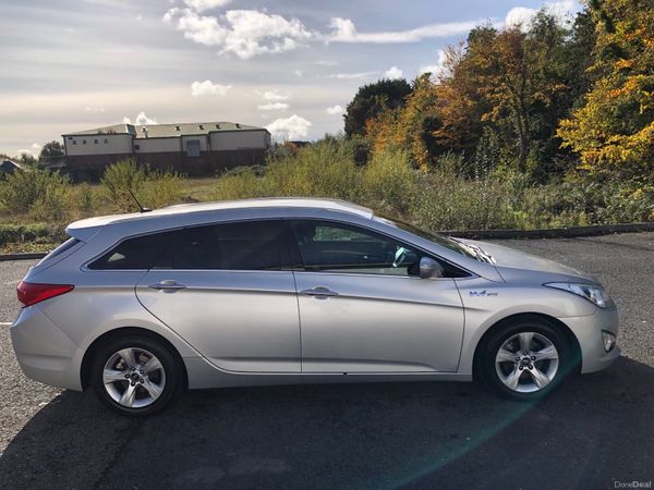 Hyundai i40 Estate, Diesel, 2013, Silver