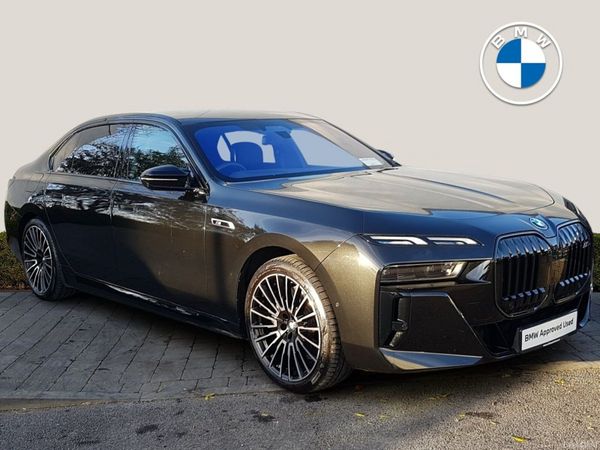 BMW 7-Series Saloon, Petrol Plug-in Hybrid, 2026, Black