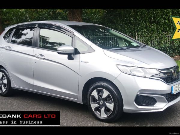 Honda Fit Hatchback, Petrol Hybrid, 2017, Silver