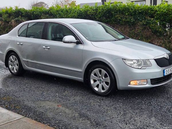 Skoda Superb Saloon, Diesel, 2012, Silver