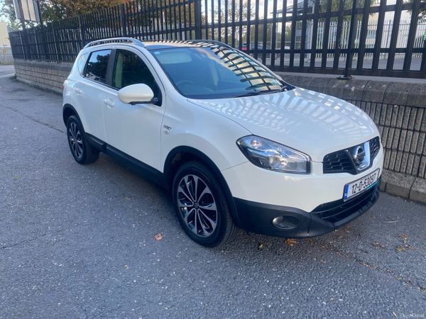 Nissan Qashqai Hatchback, Diesel, 2012, White