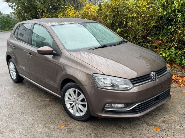 Volkswagen Polo Hatchback, Petrol, 2014, Brown