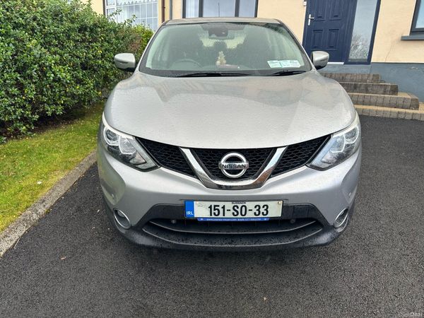 Nissan Qashqai Hatchback, Diesel, 2015, Silver