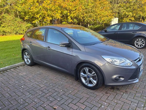 Ford Focus Hatchback, Diesel, 2014, Brown