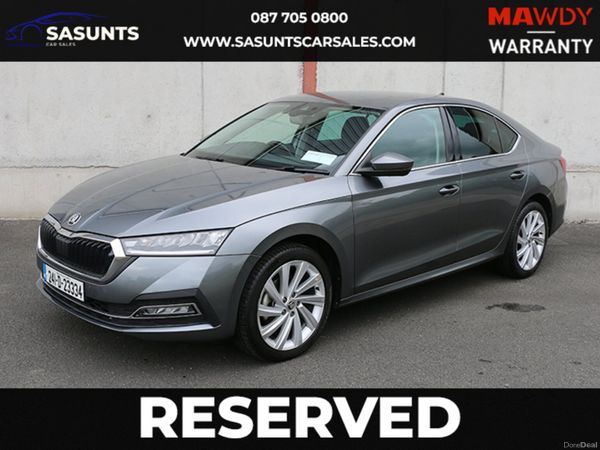 Skoda Octavia Saloon, Petrol Hybrid, 2024, Grey