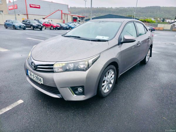 Toyota Corolla Saloon, Diesel, 2014, Bronze