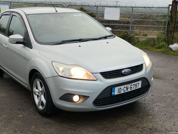 Ford Focus Hatchback, Diesel, 2010, Silver