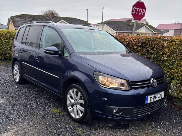 Volkswagen Touran MPV, Diesel, 2011, Blue