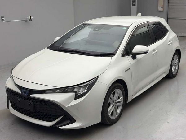 Toyota Corolla Hatchback, Petrol Hybrid, 2019, White
