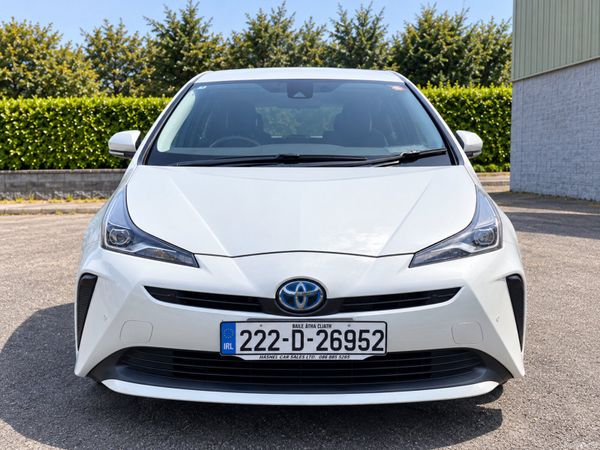 Toyota Prius Saloon, Petrol Hybrid, 2022, White