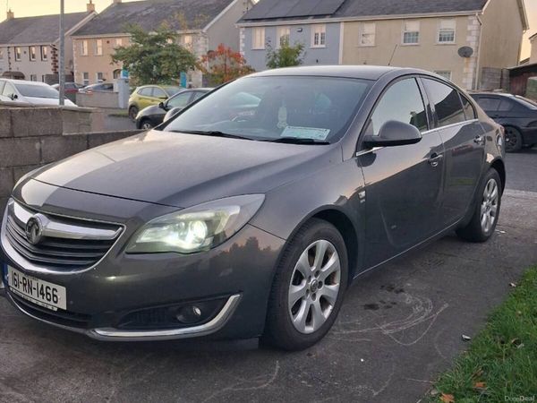Vauxhall Insignia Hatchback, Diesel, 2016, Grey