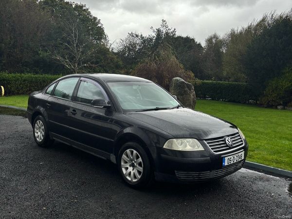Volkswagen Passat Saloon, Diesel, 2005, Black