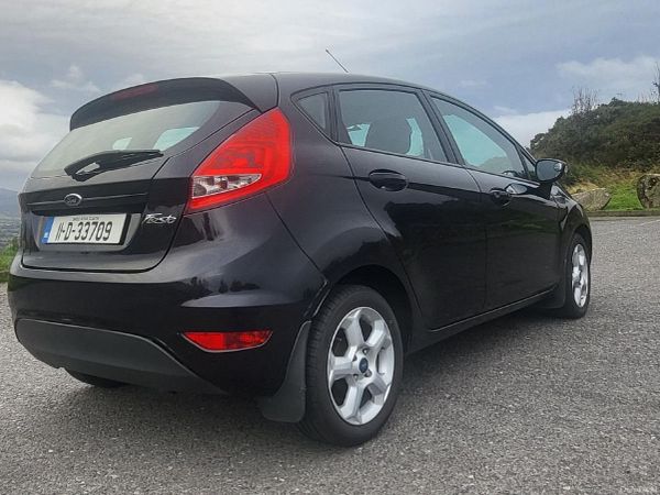 Ford Fiesta Hatchback, Petrol, 2011, Black