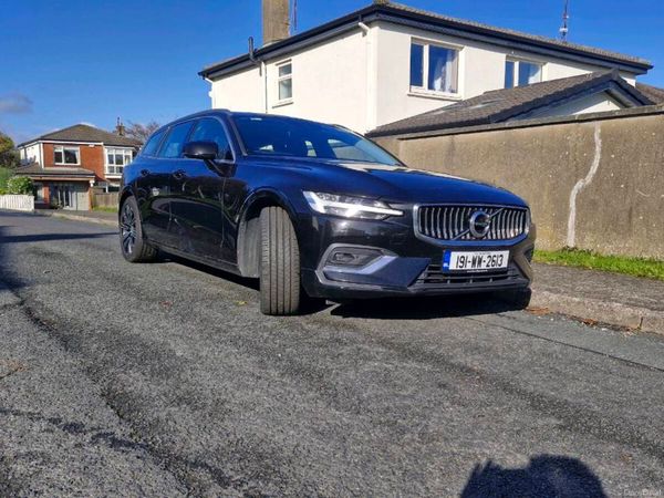 Volvo V60 Estate, Diesel, 2019, Black